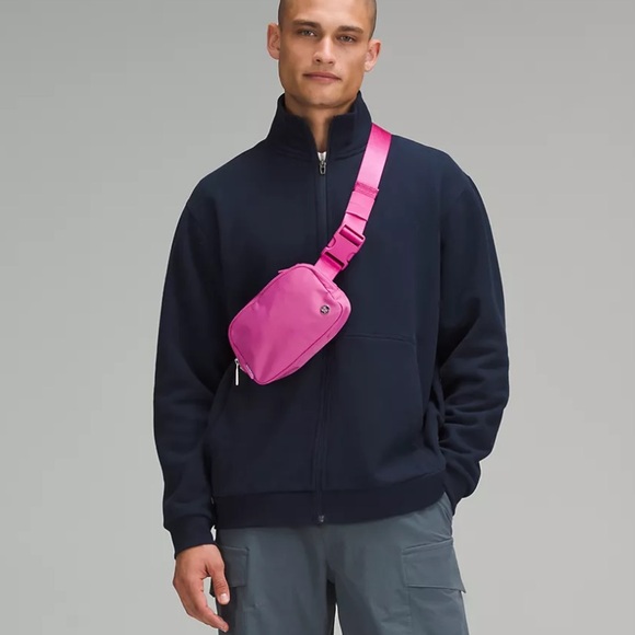 lululemon wear everywhere belt bag in pow pink tone - Picture 5 of 9